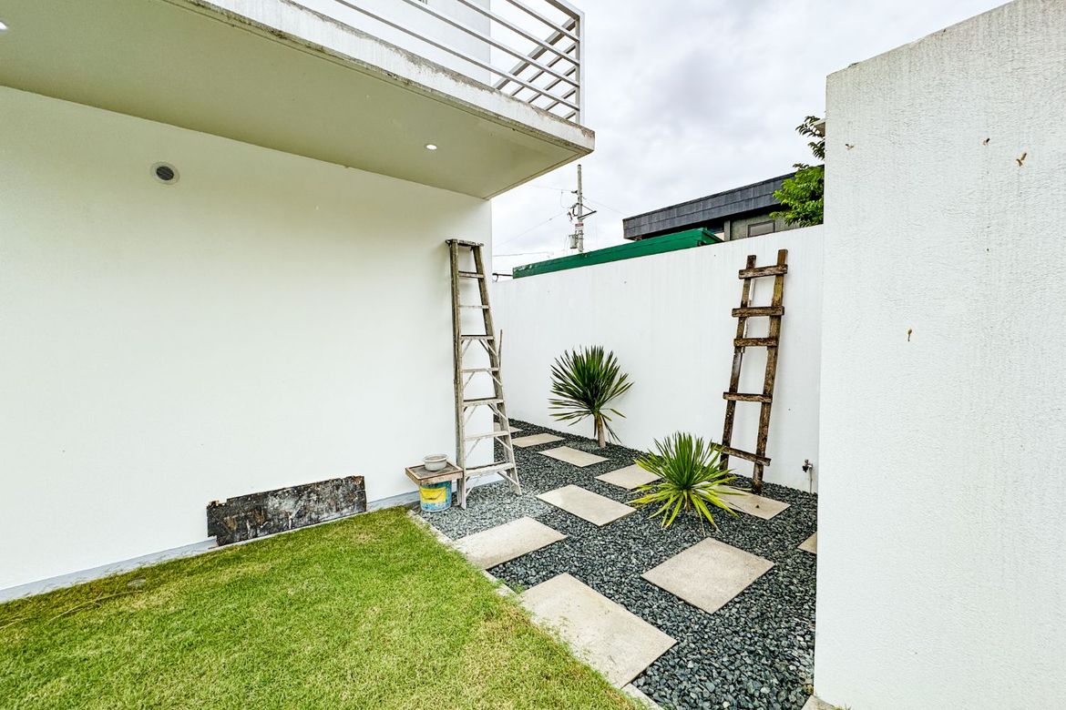 3 Bedroom House for Sale in BF Homes Executive Village, Almanza Uno, Las Piñas, Metro Manila – photo 6