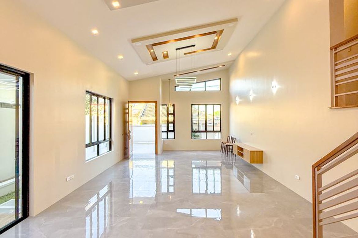 3 Bedroom House for Sale in BF Homes Parañaque, BF Homes, Parañaque, Metro Manila – photo 3