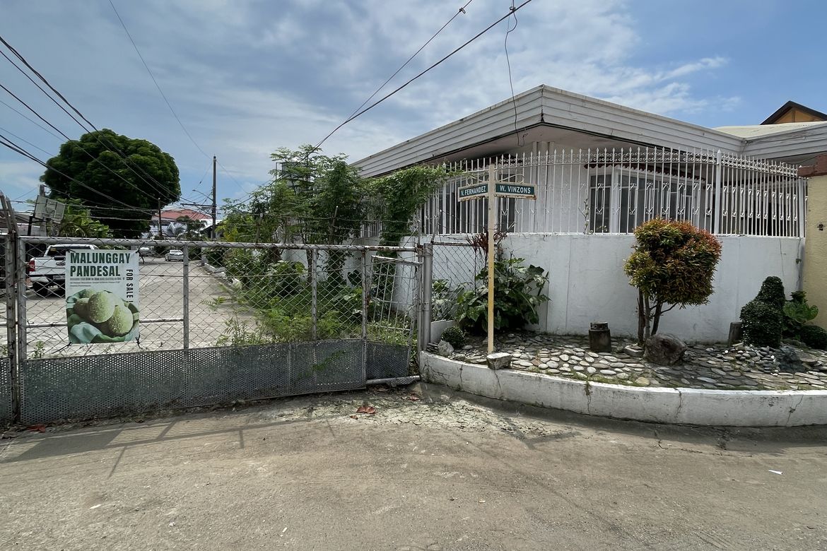 3 Bedroom House for Sale in BF Homes, Parañaque, Metro Manila – photo 4