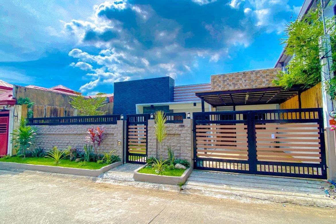 3 Bedroom House for Sale in BF Resort, Las Piñas, Metro Manila