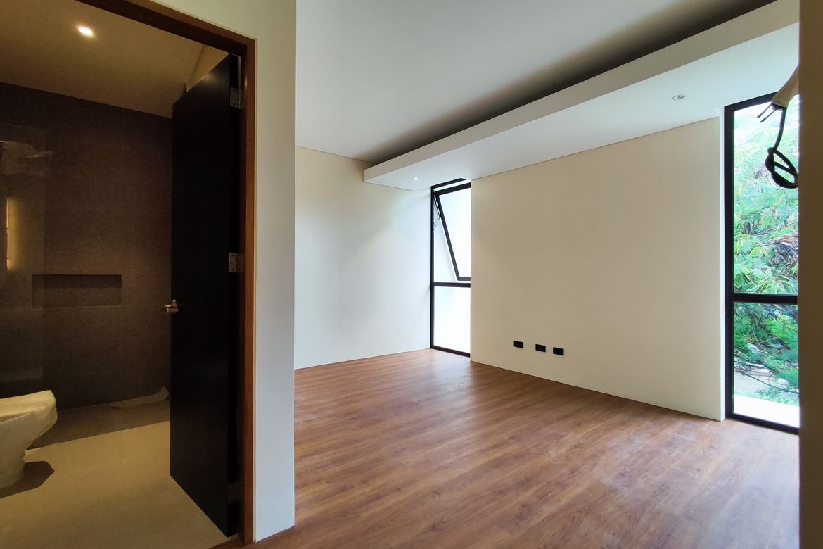 3 Bedroom House for Sale in BF Resort, Las Piñas, Metro Manila – photo 8