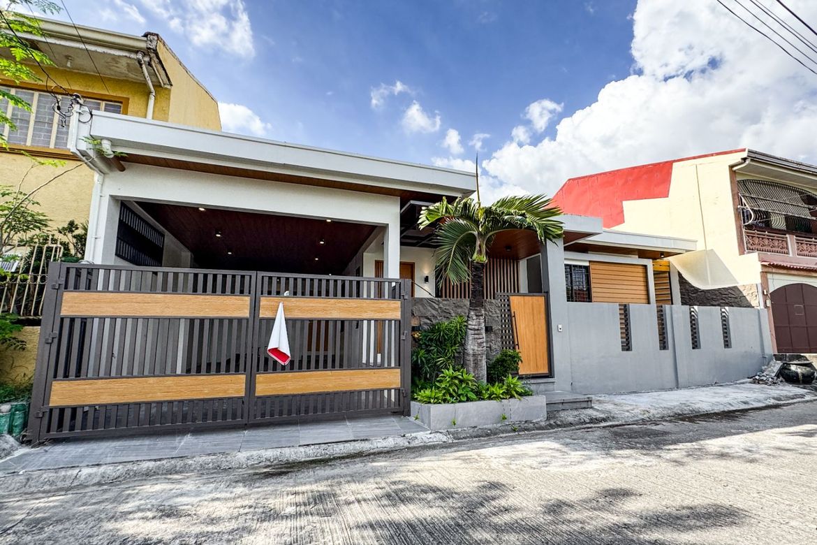 3 Bedroom House for Sale in BF Resort Village, Talon Dos, Las Piñas, Metro Manila