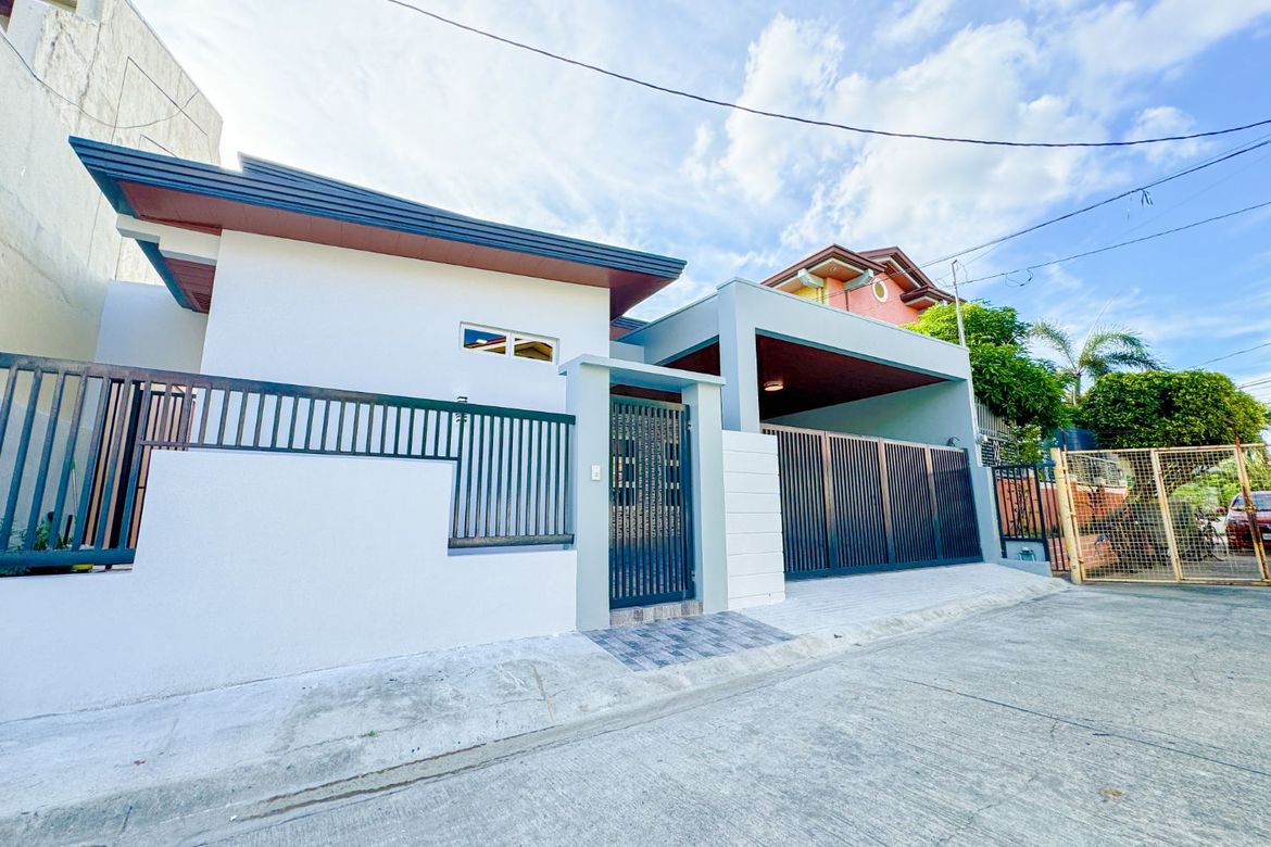 3 Bedroom House for Sale in BF Resort Village, Talon Dos, Las Piñas, Metro Manila – photo 4