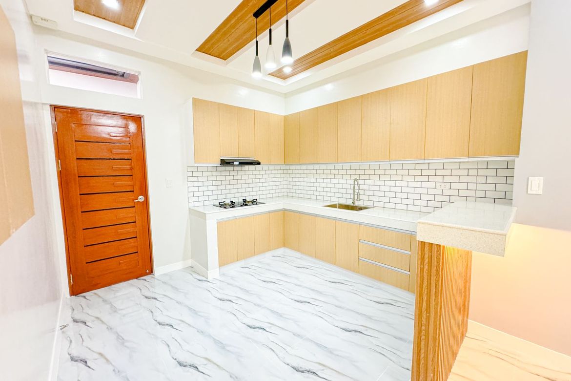 3 Bedroom House for Sale in BF Resort Village, Talon Dos, Las Piñas, Metro Manila – photo 7