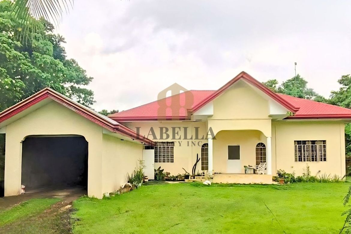 3 Bedroom House for Sale in Bingag, Dauis, Bohol