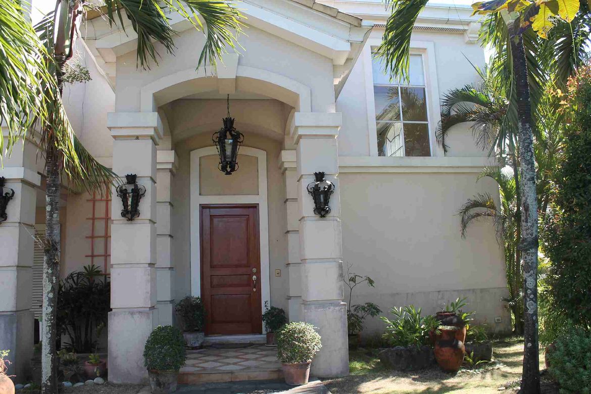 3 Bedroom House for Sale in Brentville International, Mampalasan, Biñan, Laguna – photo 3