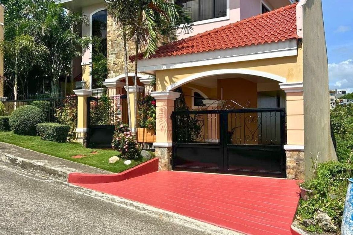 3 Bedroom House for Sale in Bulacao, Talisay, Cebu