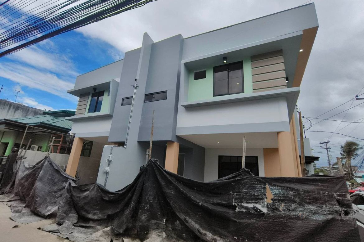 3 Bedroom House for Sale in Bulacao, Talisay, Cebu
