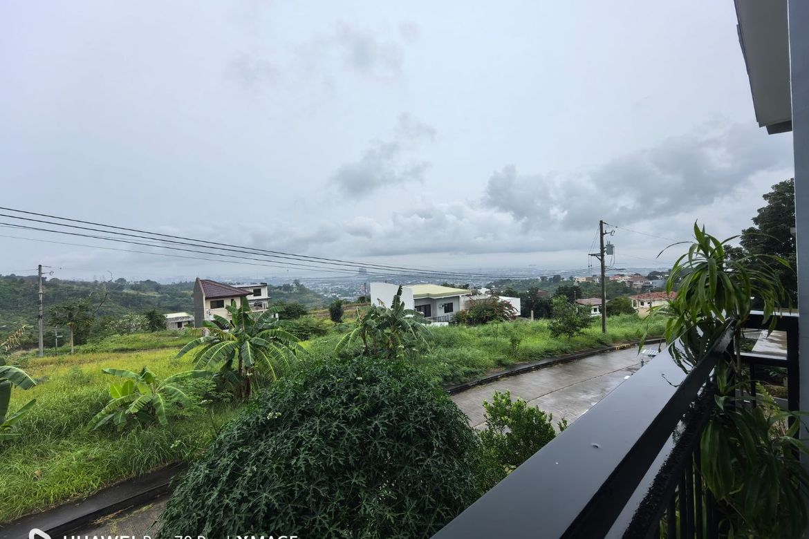 3 Bedroom House for Sale in Cadulawan, Talisay, Cebu