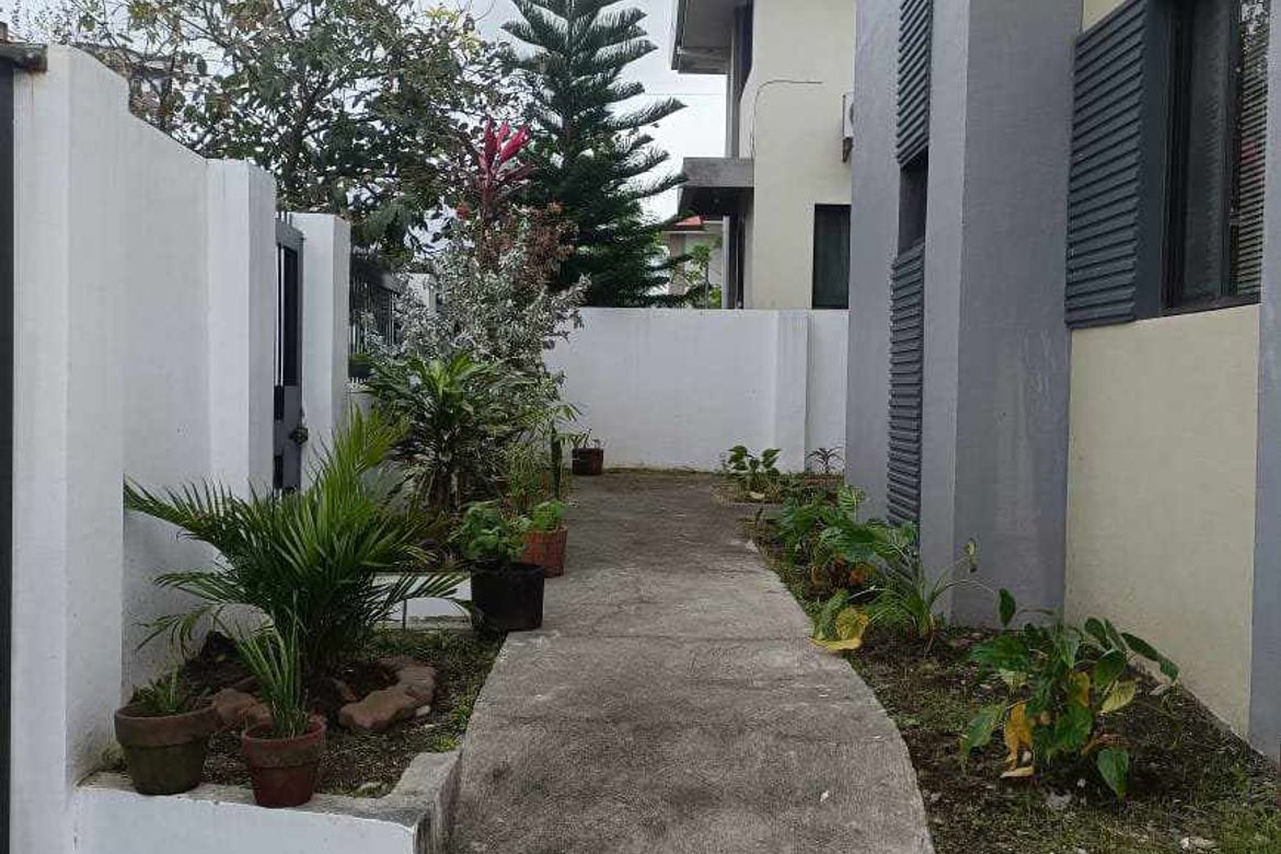 3 Bedroom House for Sale in Canlubang, Calamba, Laguna – photo 3