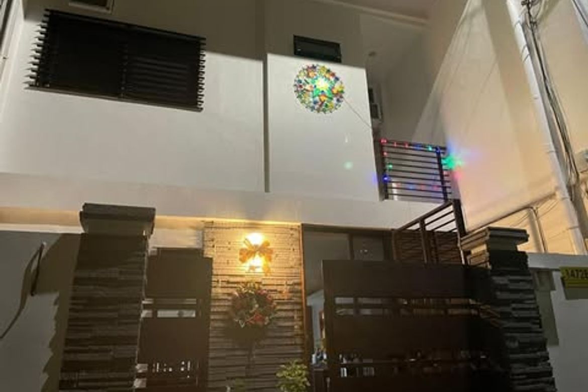 3 Bedroom House for Sale in Carmona, Makati, Metro Manila