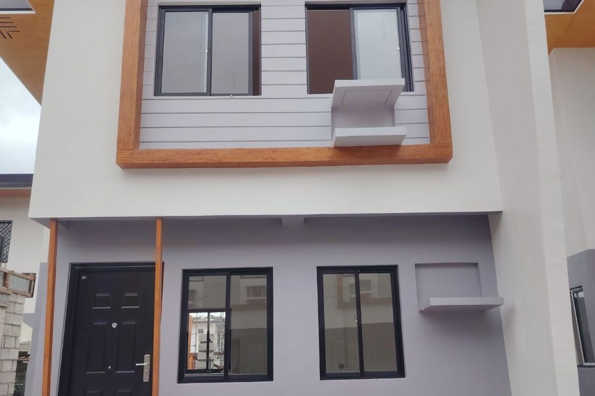 3 Bedroom House for Sale in Carsadang Bago II, Imus, Cavite