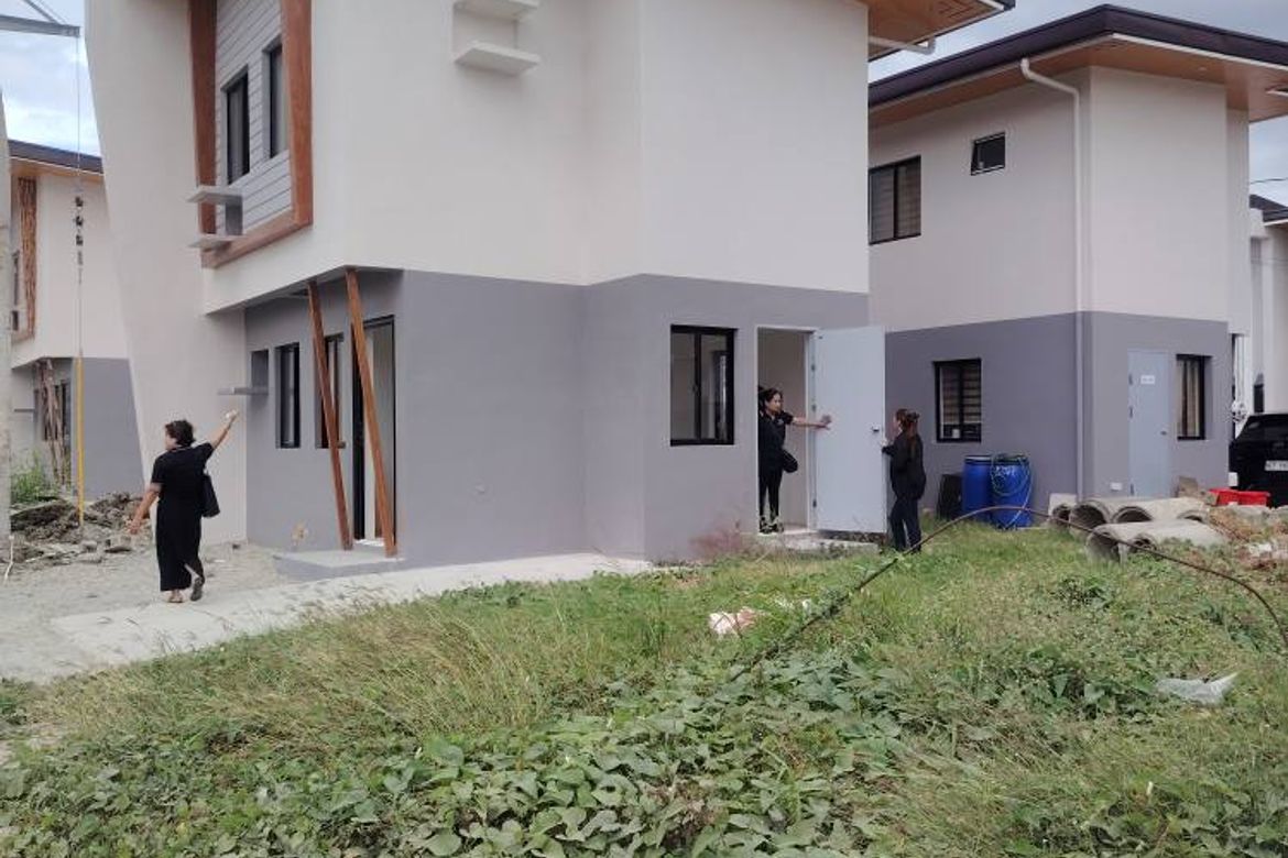 3 Bedroom House for Sale in Carsadang Bago II, Imus, Cavite – photo 3