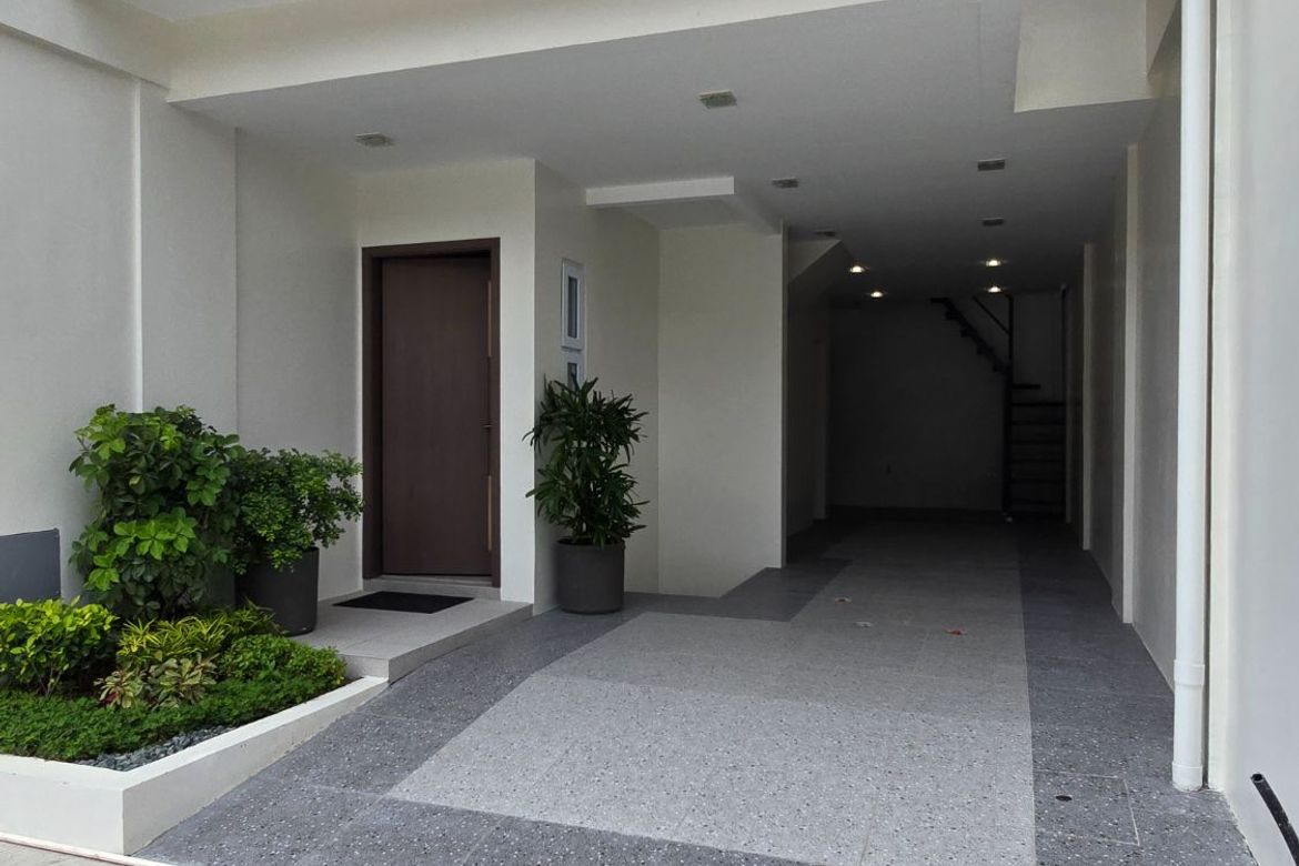 3 Bedroom House for Sale in Commonwealth, Quezon City, Metro Manila – photo 3