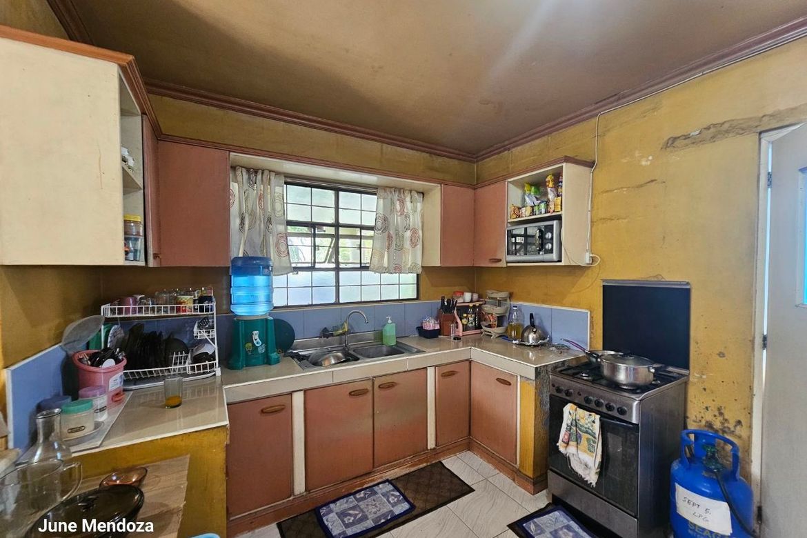 3 Bedroom House for Sale in Concepcion Dos, Marikina, Metro Manila – photo 5