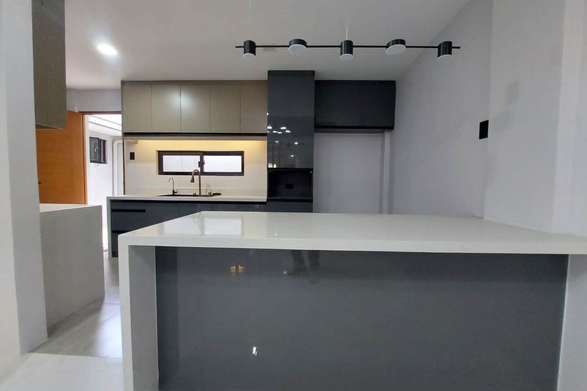3 Bedroom House for Sale in Concepcion Dos, Marikina, Metro Manila – photo 2