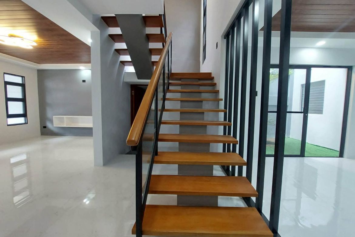3 Bedroom House for Sale in Concepcion Dos, Marikina, Metro Manila – photo 8