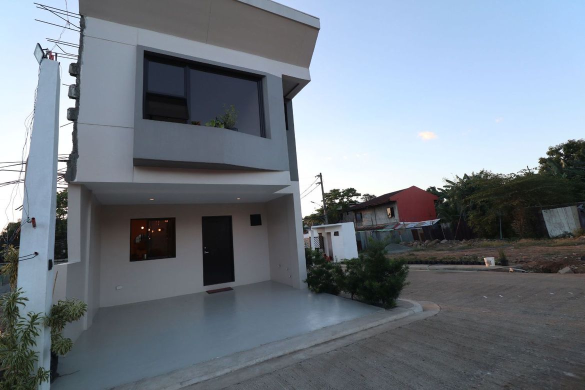 3 Bedroom House for Sale in Concepcion Uno, Marikina, Metro Manila – photo 5