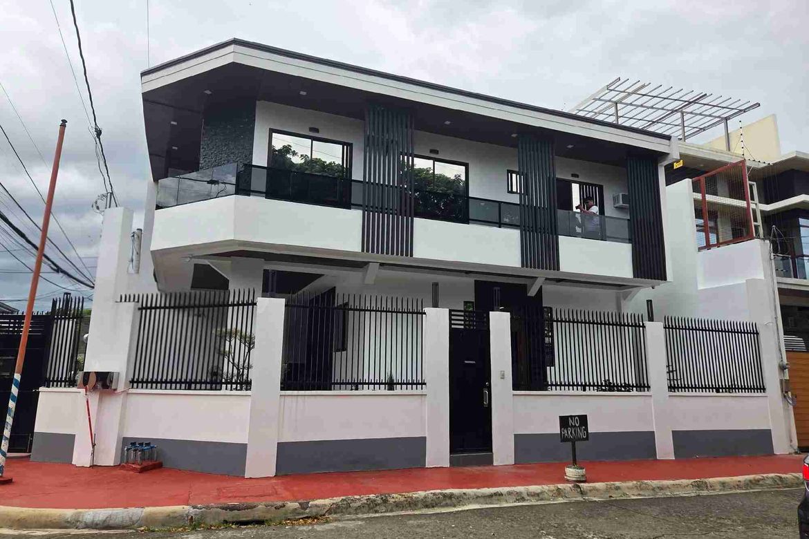 3 Bedroom House for Sale in Concepcion Uno, Marikina, Metro Manila