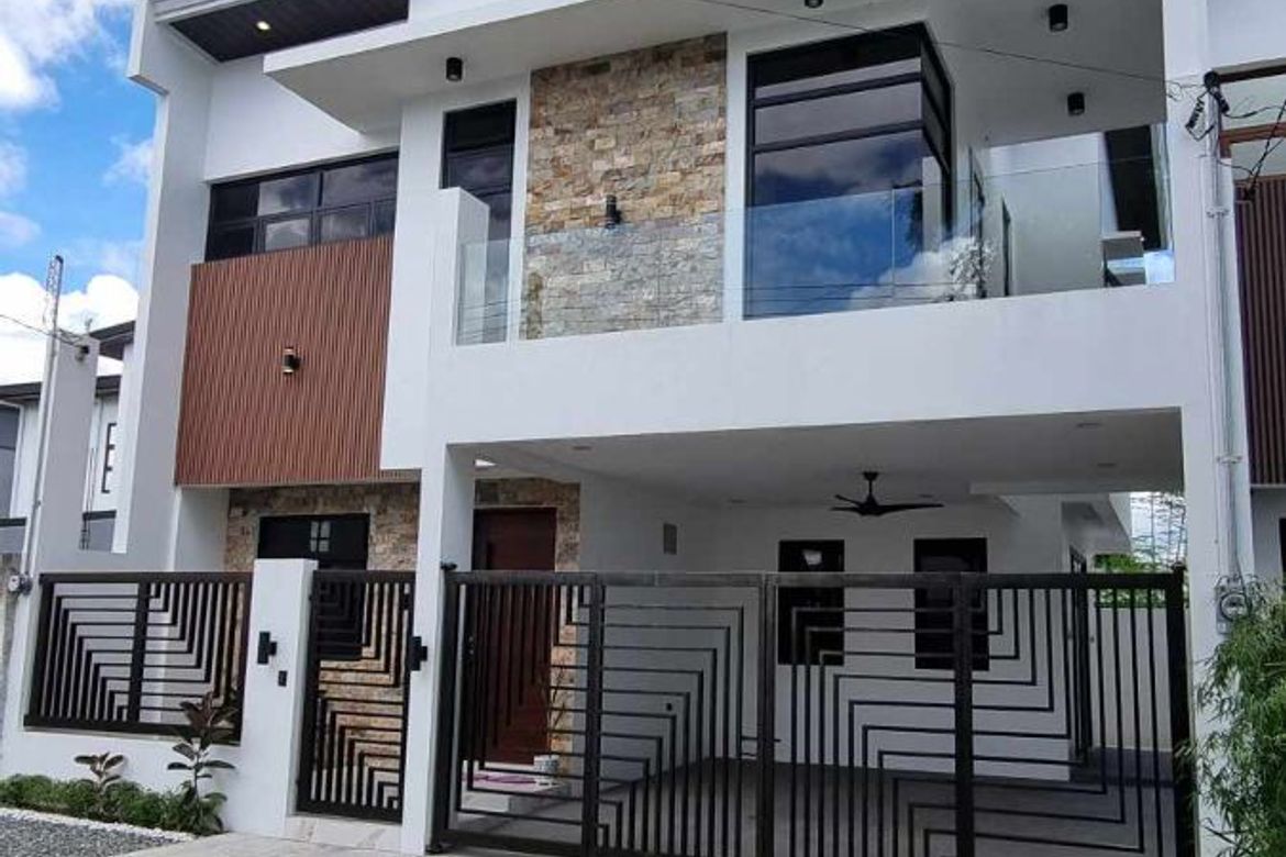 3 Bedroom House for Sale in Cuayan, Angeles, Pampanga