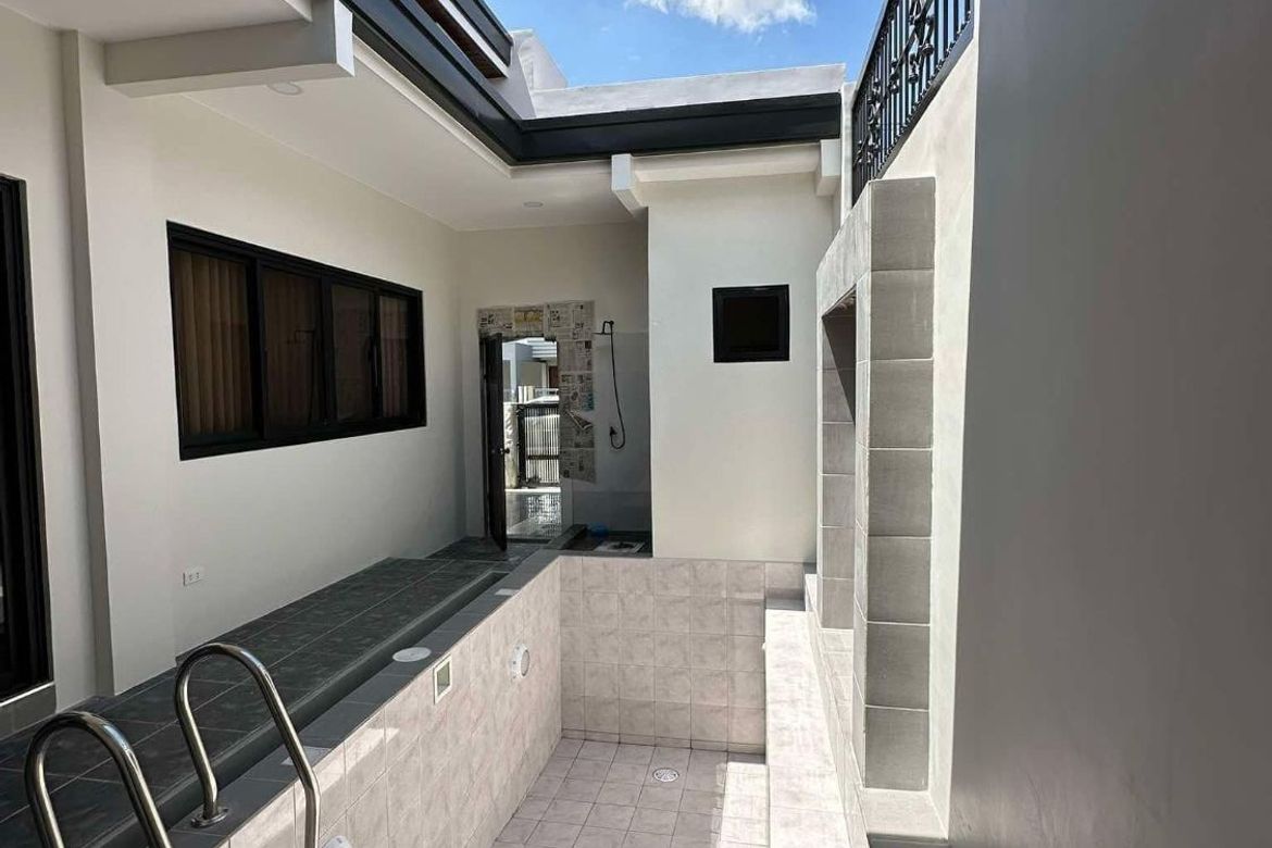 3 Bedroom House for Sale in Cutcut, Angeles, Pampanga – photo 4