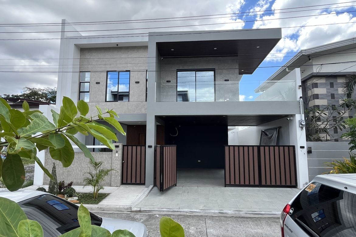 3 Bedroom House for Sale in Cutcut, Angeles, Pampanga