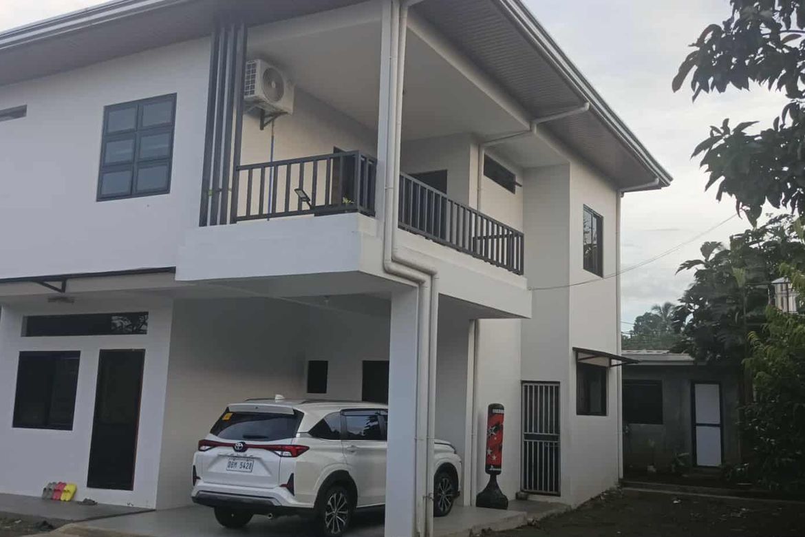 3 Bedroom House for Sale in Dagatan, Amadeo, Cavite