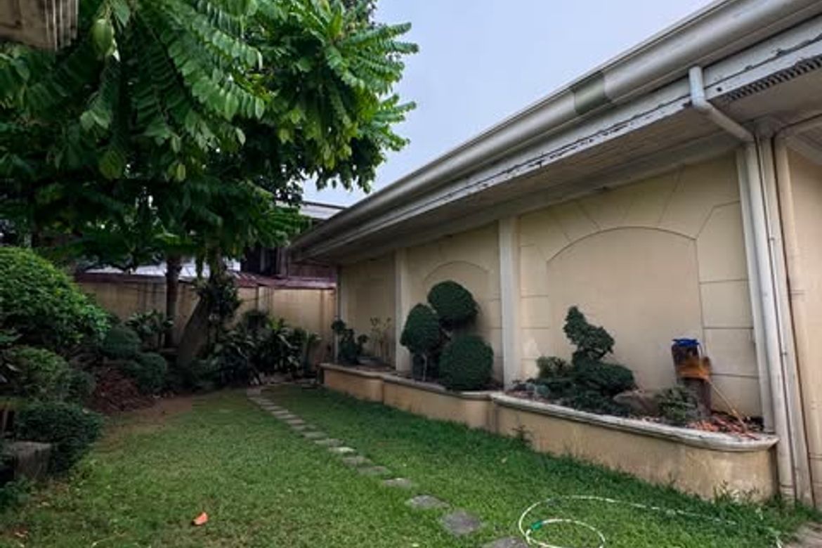 3 Bedroom House for Sale in Damayang Lagi, Quezon City, Metro Manila near LRT-2 J. Ruiz – photo 2