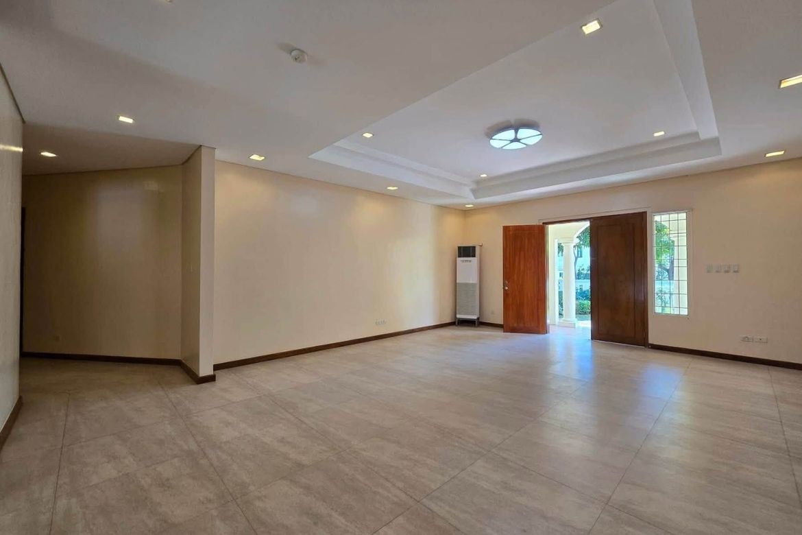 3 Bedroom House for Sale in Dasmariñas North, Makati, Metro Manila near MRT-3 Ayala – photo 4