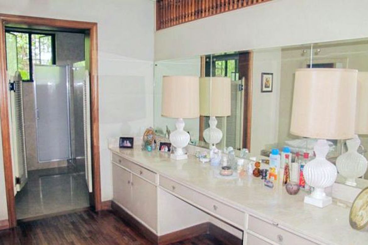 3 Bedroom House for Sale in Dasmariñas Village, Dasmariñas North, Makati, Metro Manila near MRT-3 Magallanes – photo 5