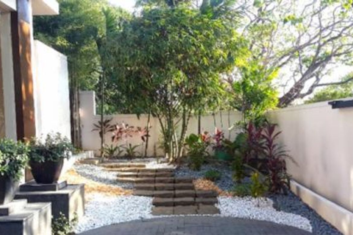 3 Bedroom House for Sale in Dasmariñas Village, Dasmariñas North, Makati, Metro Manila near MRT-3 Magallanes – photo 2