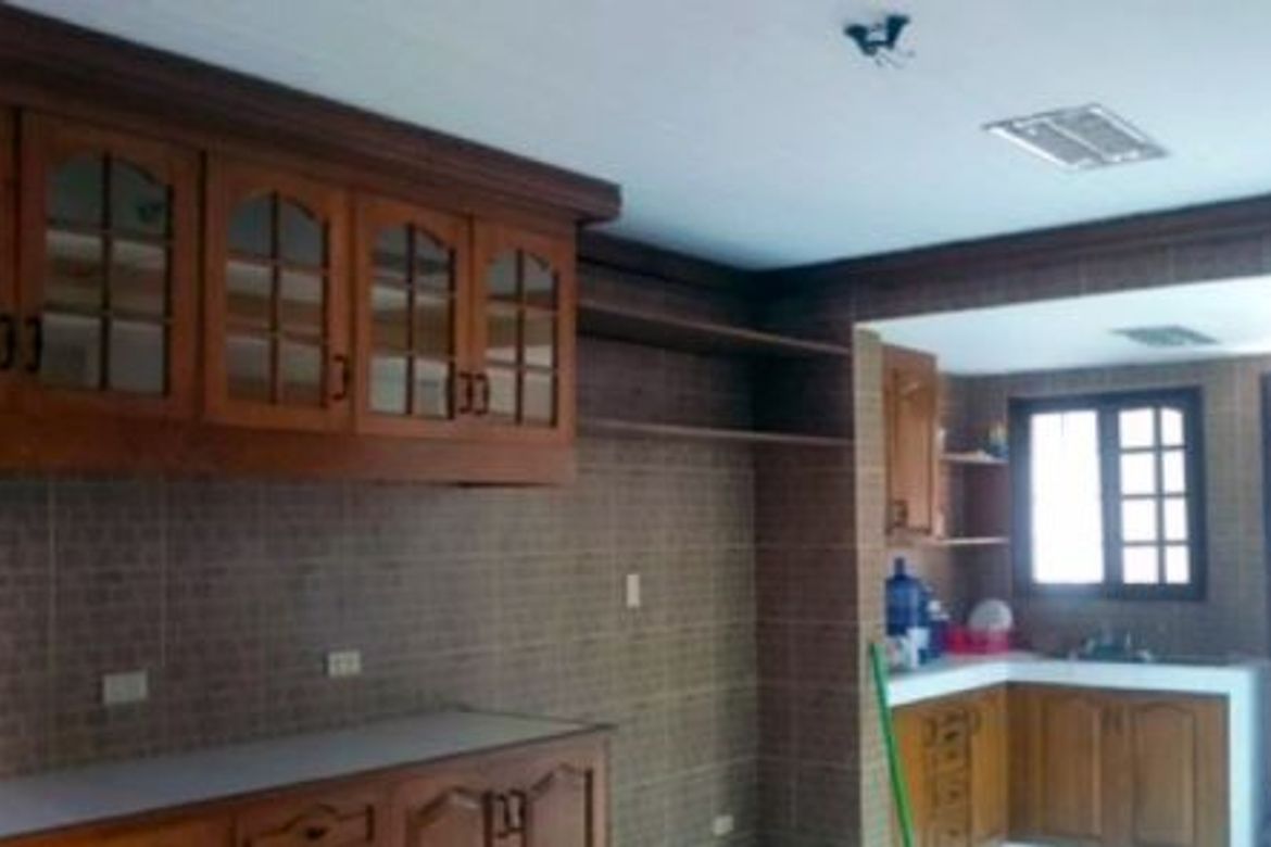 3 Bedroom House for Sale in Dasmariñas Village, Dasmariñas North, Makati, Metro Manila near MRT-3 Magallanes – photo 4