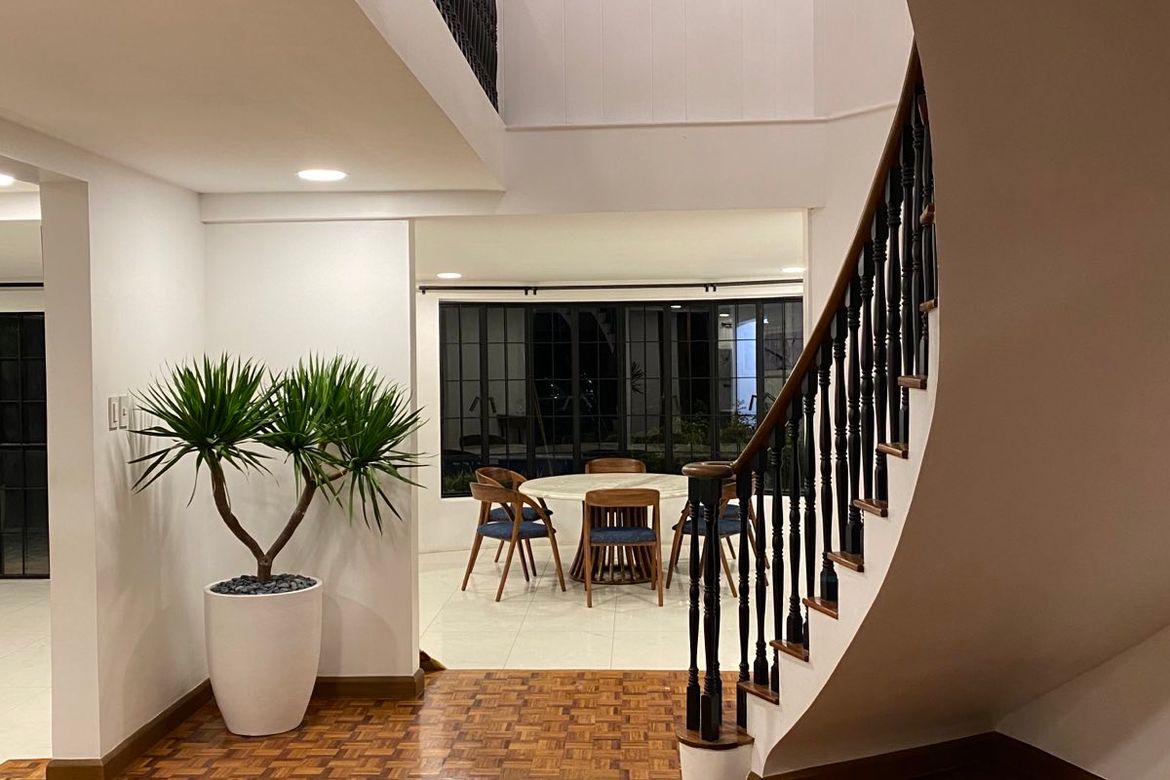 3 Bedroom House for Sale in Dasmariñas Village, Dasmariñas North, Makati, Metro Manila near MRT-3 Magallanes – photo 2