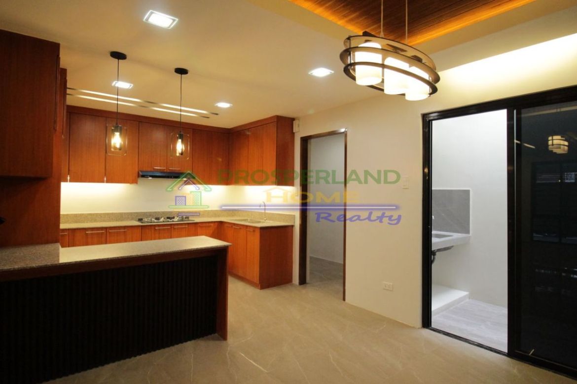 3 Bedroom House for Sale in Don Bosco, Parañaque, Metro Manila