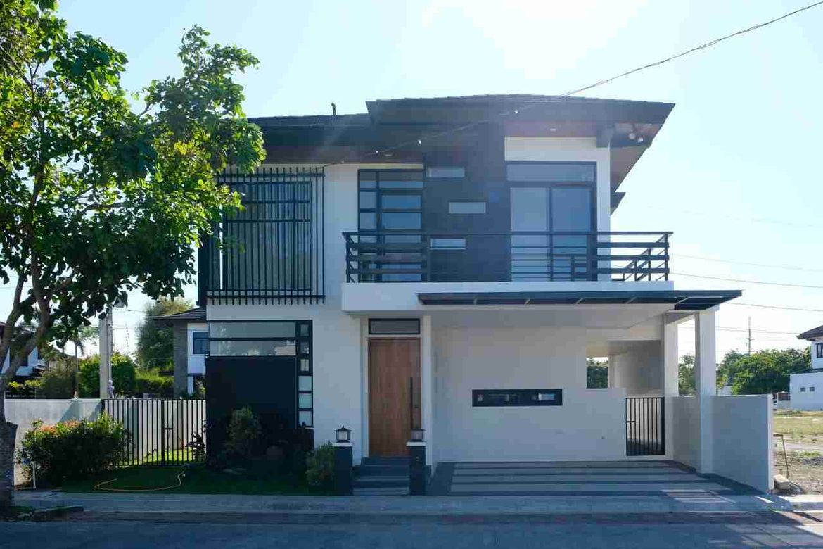 3 Bedroom House for Sale in Don Jose, Santa Rosa, Laguna