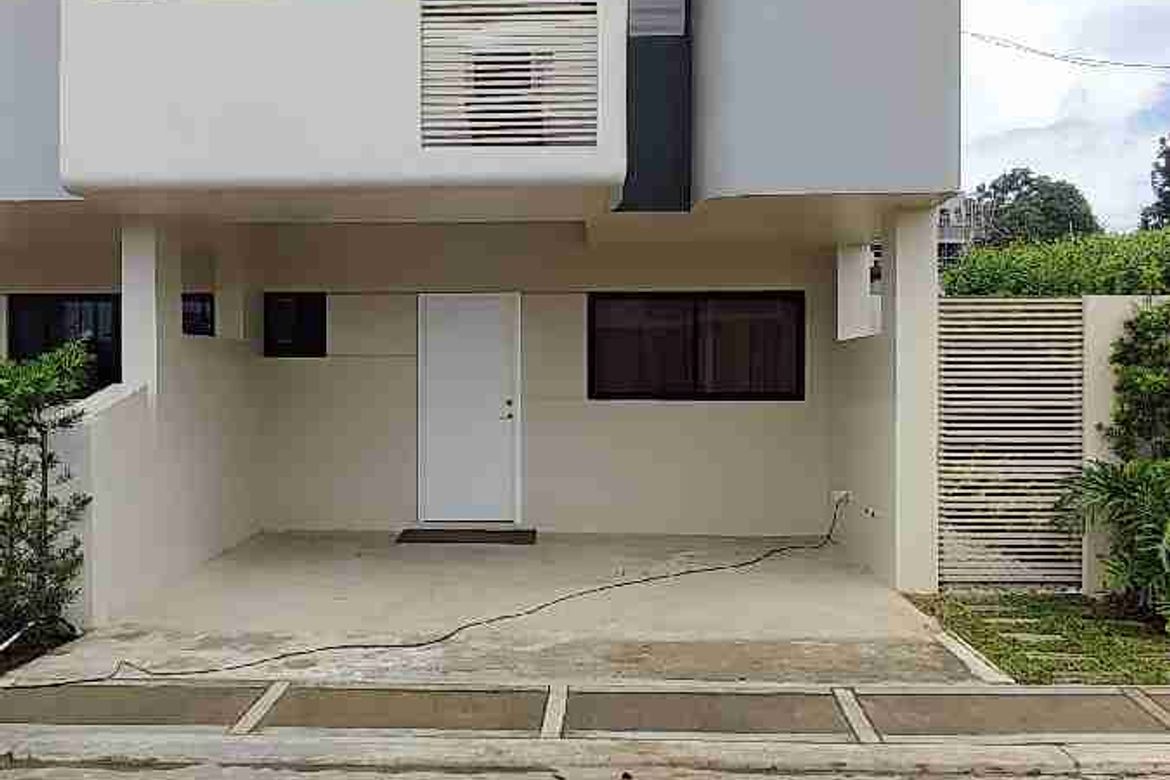 3 Bedroom House for Sale in Easton Park, Macamot, Binangonan, Rizal