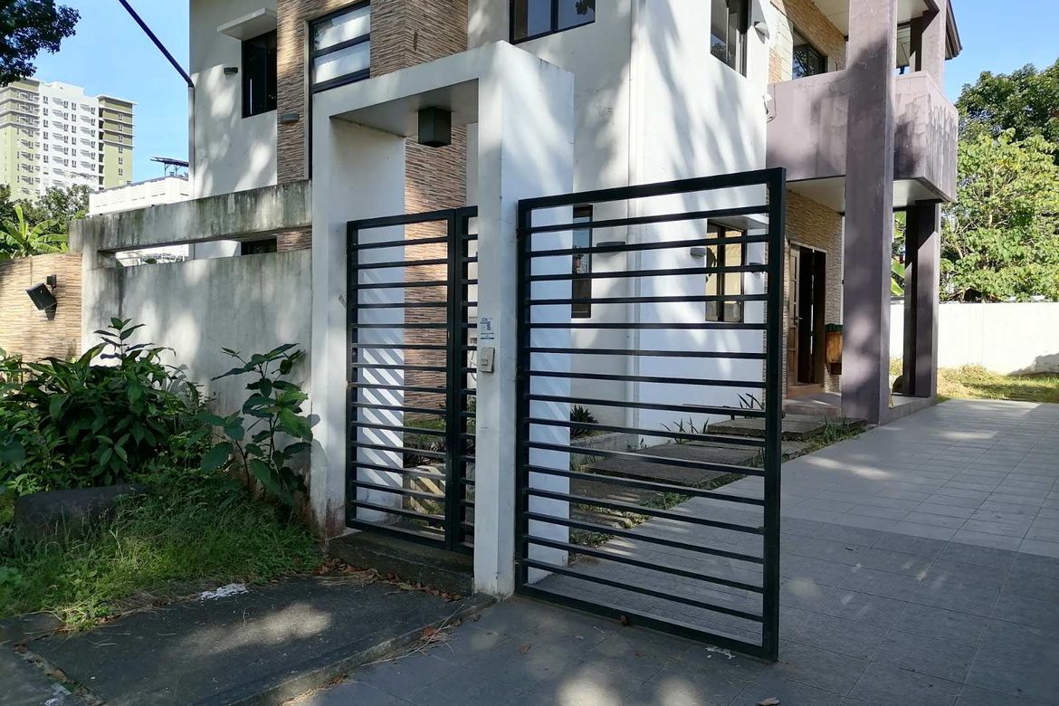 3 Bedroom House for Sale in Fairview, Quezon City, Metro Manila