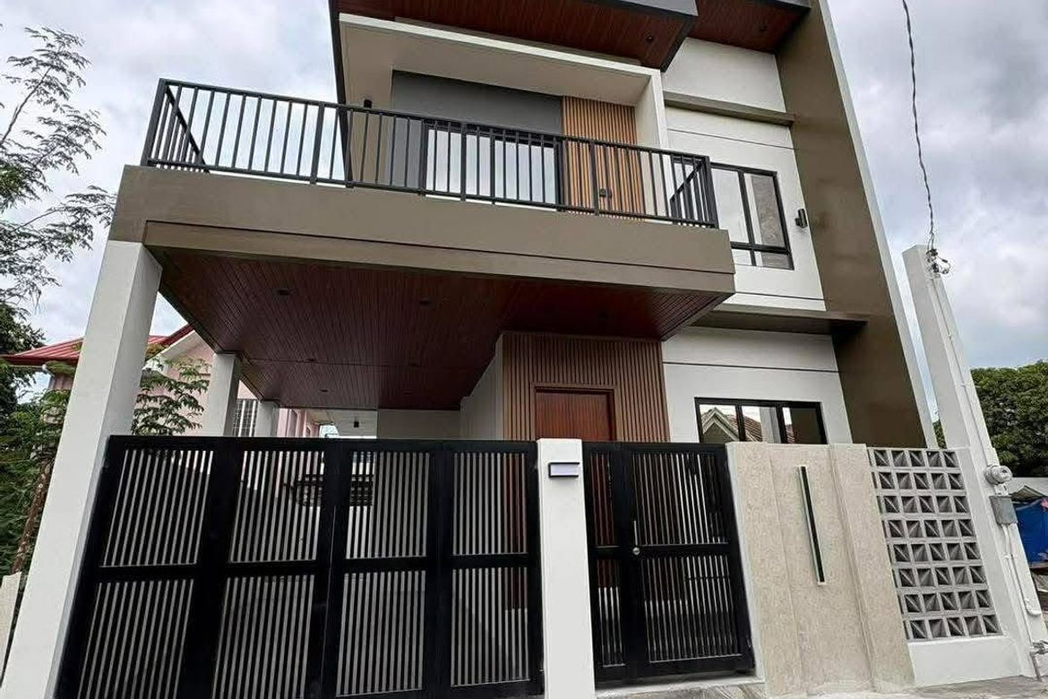 3 Bedroom House for Sale in Grand Royale, Bulihan, Malolos, Bulacan