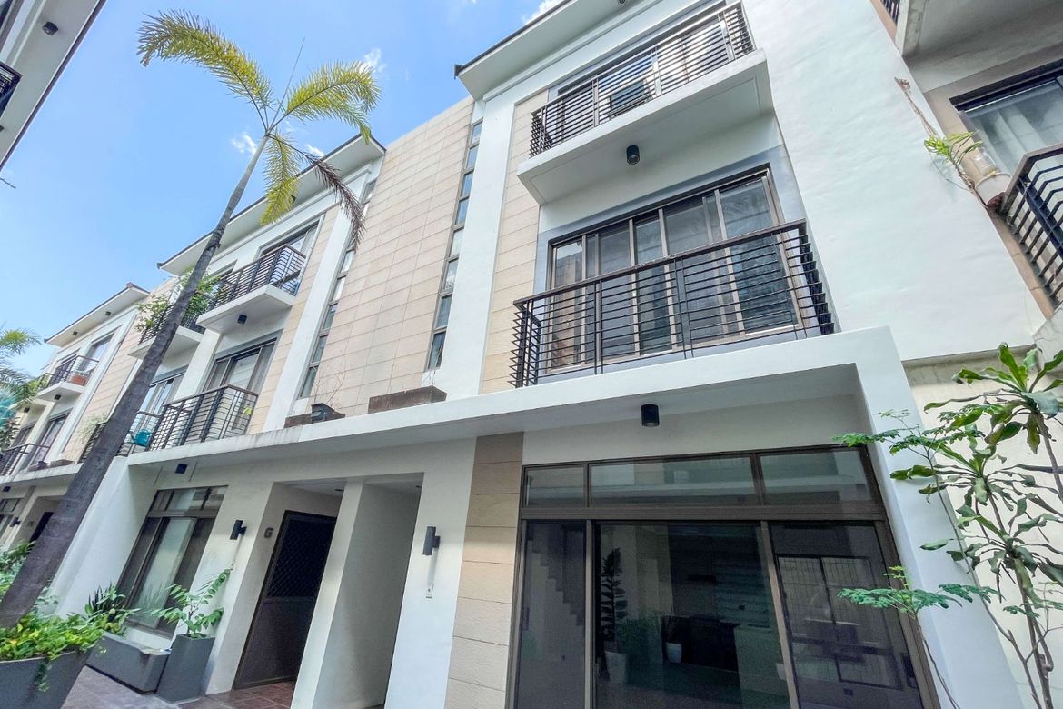 3 Bedroom House for Sale in Greenhills Courtyard, Little Baguio, San Juan, Metro Manila