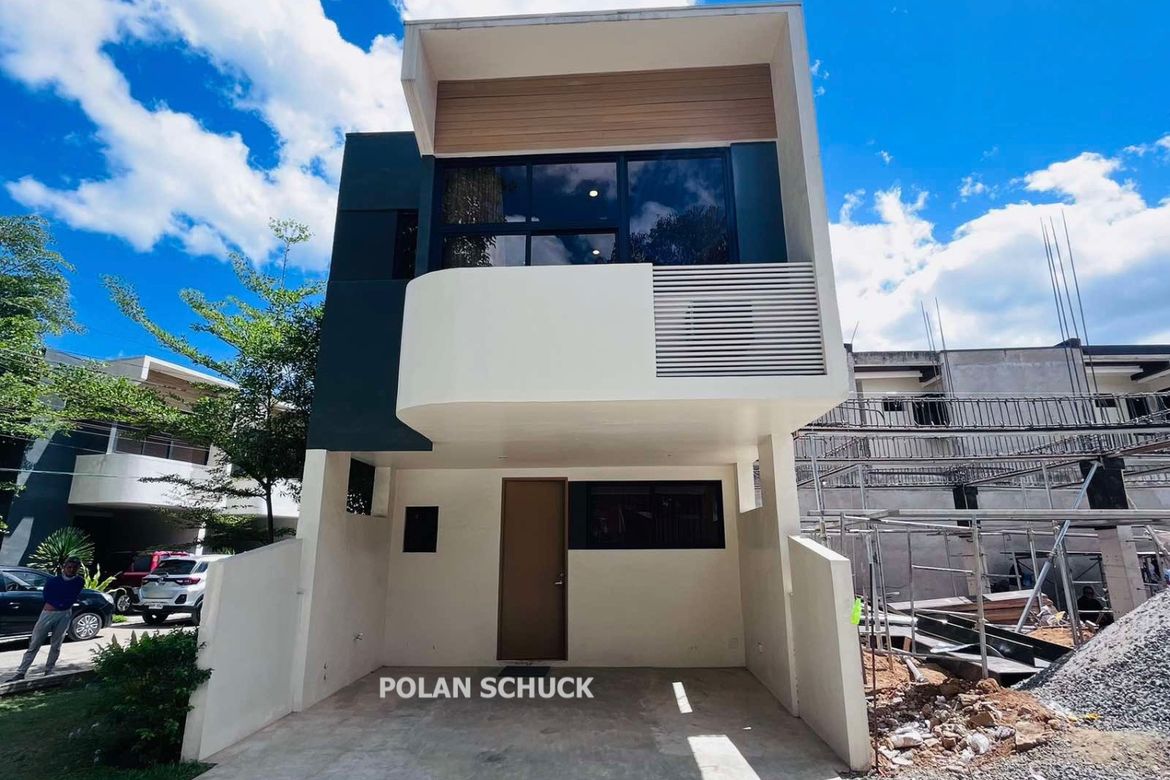 3 Bedroom House for Sale in Guitnang Bayan II, San Mateo, Rizal – photo 2