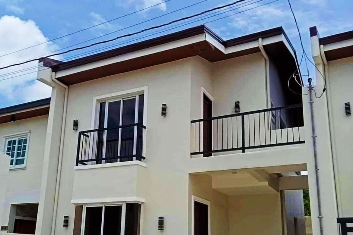 3 Bedroom House for Sale in Habay II, Bacoor, Cavite