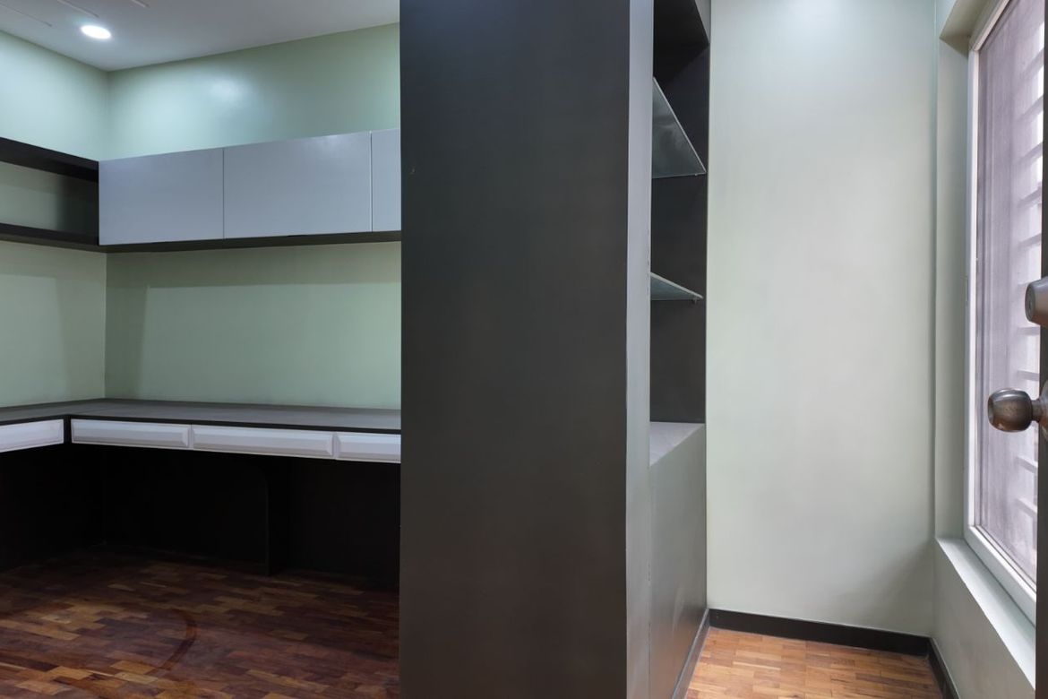3 Bedroom House for Sale in Horseshoe, Quezon City, Metro Manila near LRT-2 Gilmore – photo 6