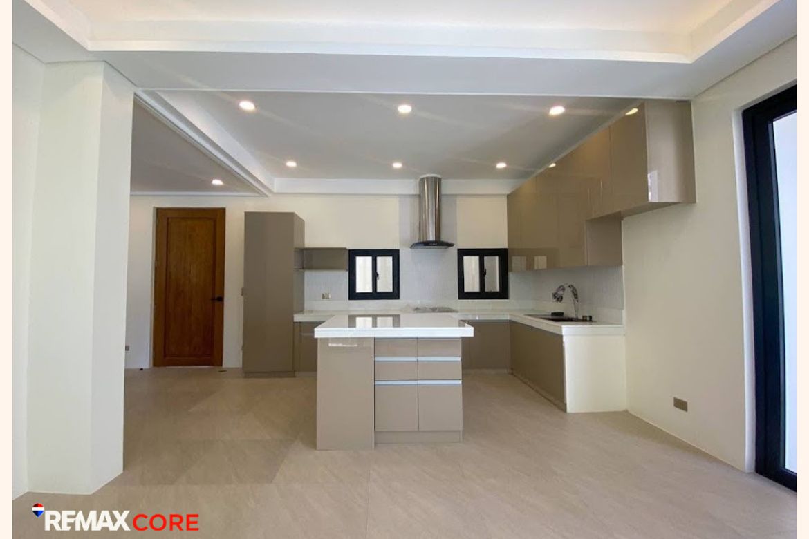 3 Bedroom House for Sale in Inchican, Silang, Cavite – photo 2