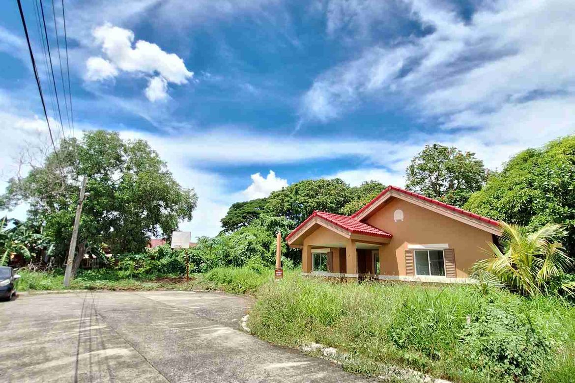 3 Bedroom House for Sale in Jibao-An, Pavia, Iloilo – photo 2