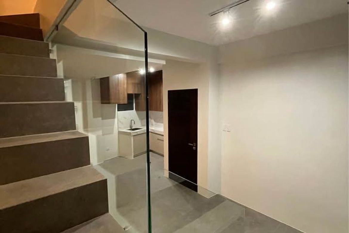 3 Bedroom House for Sale in Kapitolyo, Pasig, Metro Manila – photo 7