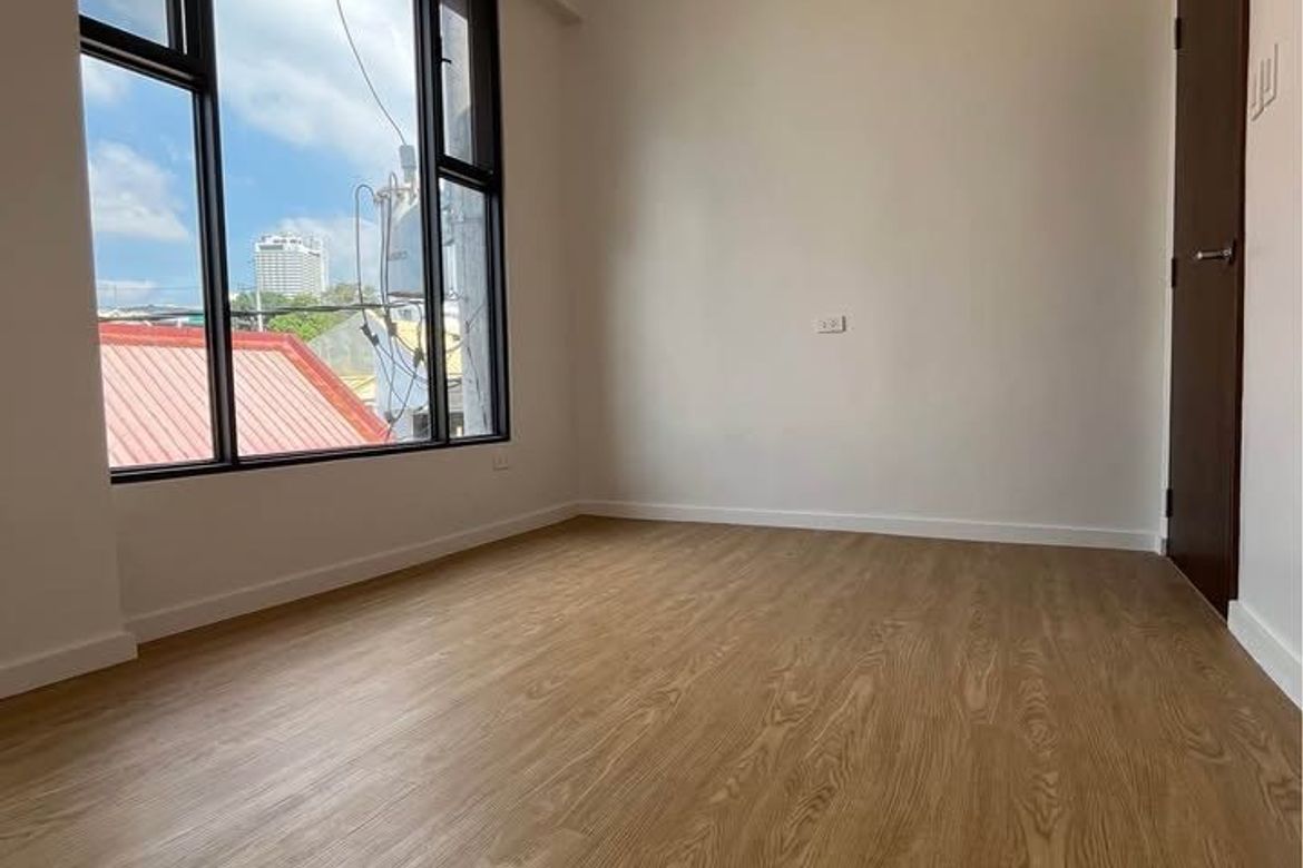 3 Bedroom House for Sale in Kapitolyo, Pasig, Metro Manila – photo 8