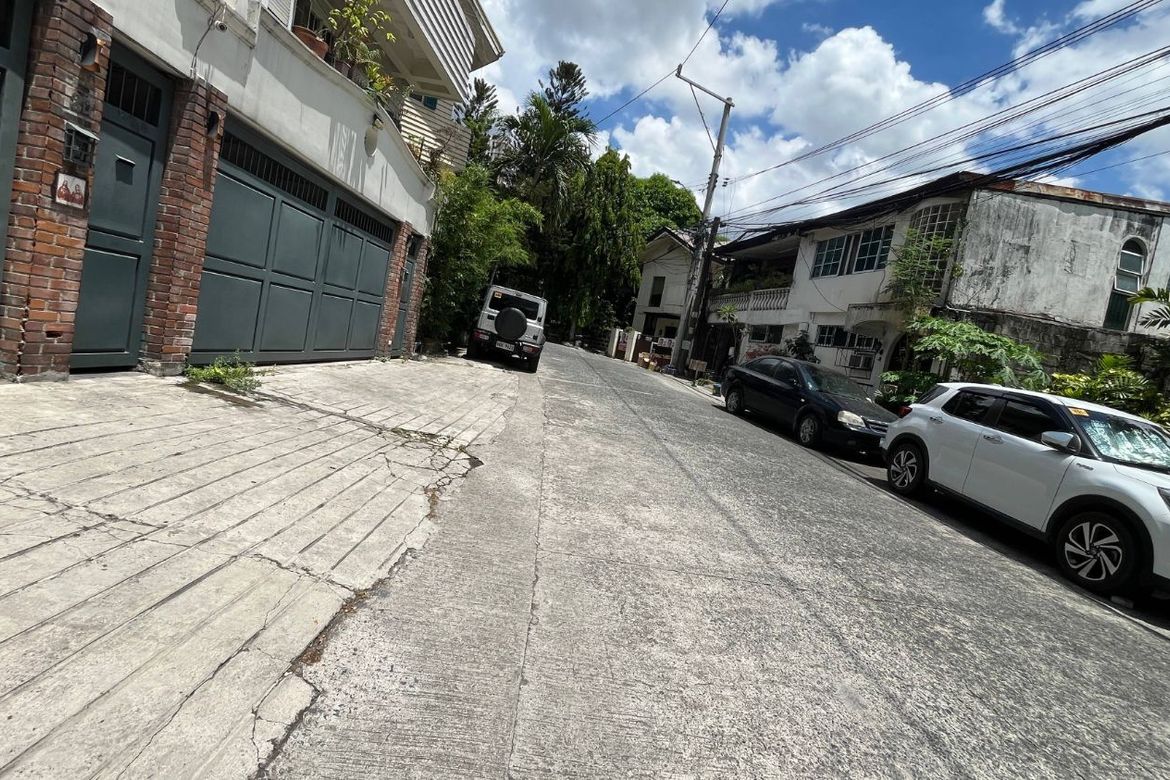 3 Bedroom House for Sale in Kapitolyo, Pasig, Metro Manila – photo 6