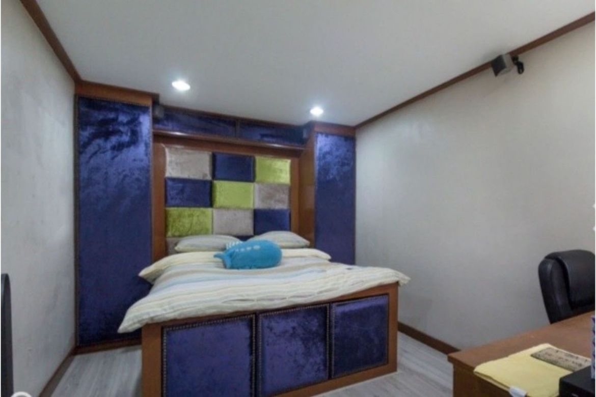 3 Bedroom House for Sale in Kapitolyo, Pasig, Metro Manila near MRT-3 Boni – photo 7