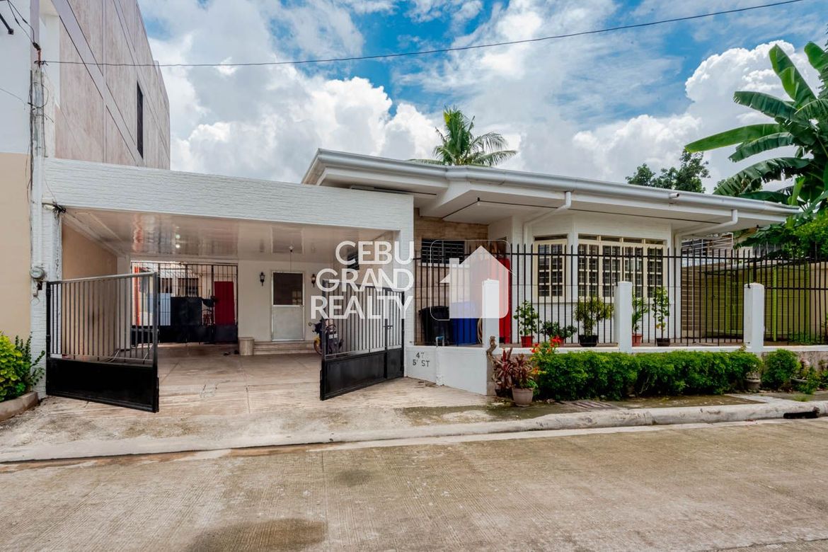 3 Bedroom House for Sale in Lahug, Cebu City, Cebu