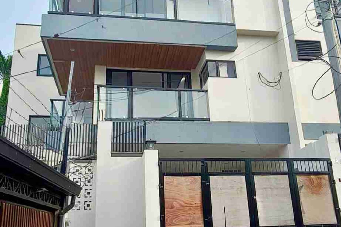 3 Bedroom House for Sale in Lahug, Cebu City, Cebu